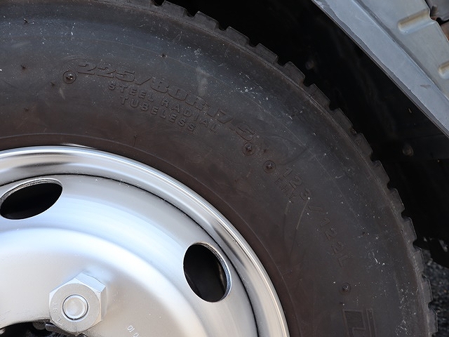 三菱ふそうキャンター冷凍車（冷蔵車）小型（2t・3t）[写真27]