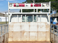 三菱ふそうキャンター平ボディ小型（2t・3t）[写真11]