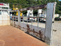 三菱ふそうキャンター平ボディ小型（2t・3t）[写真15]