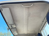 三菱ふそうキャンター平ボディ小型（2t・3t）[写真30]