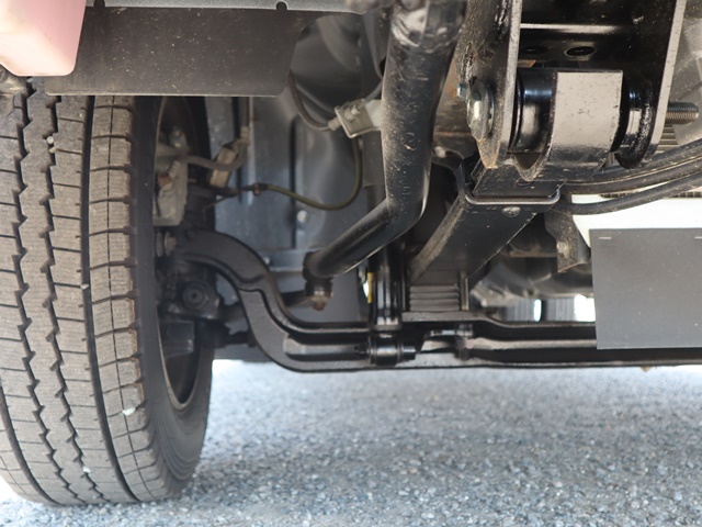 日野デュトロ平ボディ小型（2t・3t）[写真17]