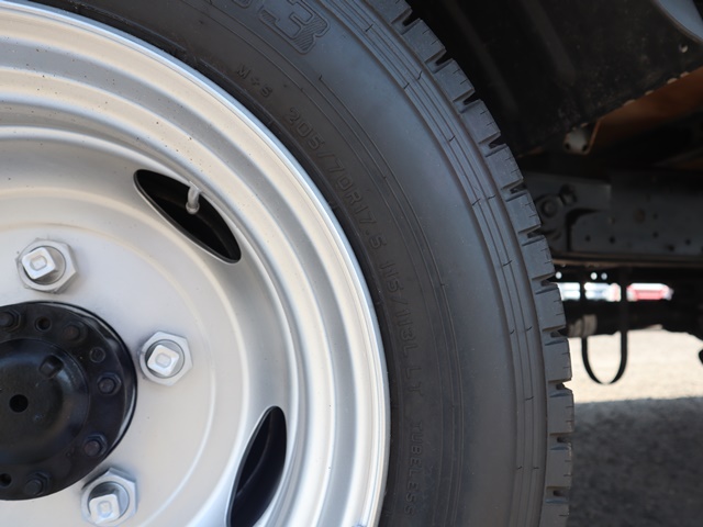 日野デュトロ平ボディ小型（2t・3t）[写真25]