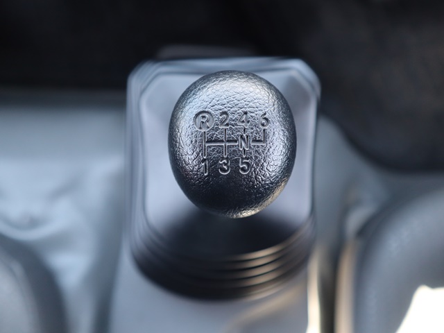 日野デュトロ平ボディ小型（2t・3t）[写真31]