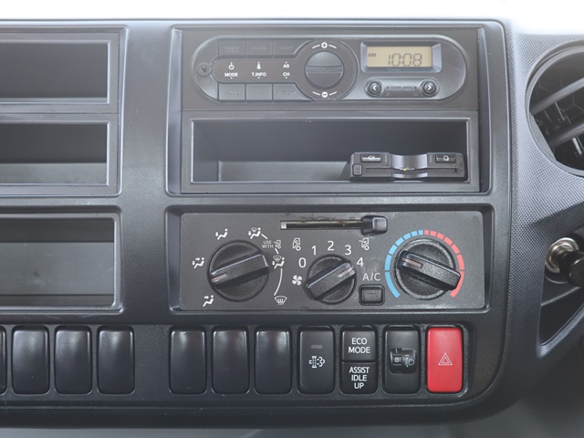 日野デュトロ平ボディ小型（2t・3t）[写真32]