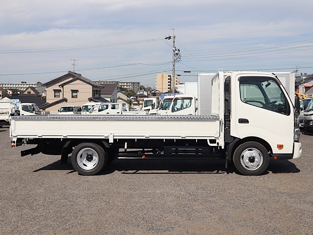 日野デュトロ平ボディ小型（2t・3t）[写真05]