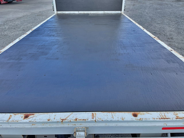 マツダタイタン平ボディ小型（2t・3t）[写真11]