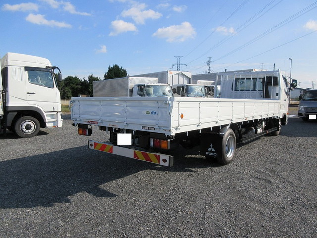 三菱ふそうファイター平ボディ中型（4t）[写真02]