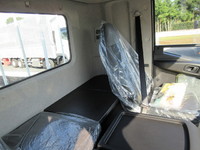 三菱ふそうファイター平ボディ中型（4t）[写真06]