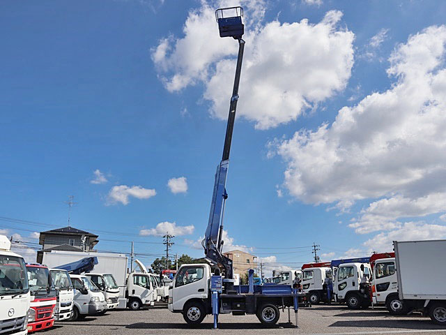 日野デュトロ高所作業車小型（2t・3t）[写真11]