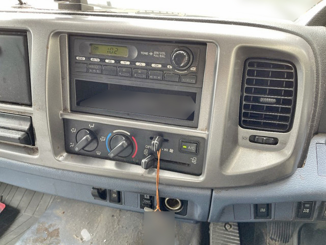 日野レンジャーパッカー車（塵芥車）中型（4t）[写真35]