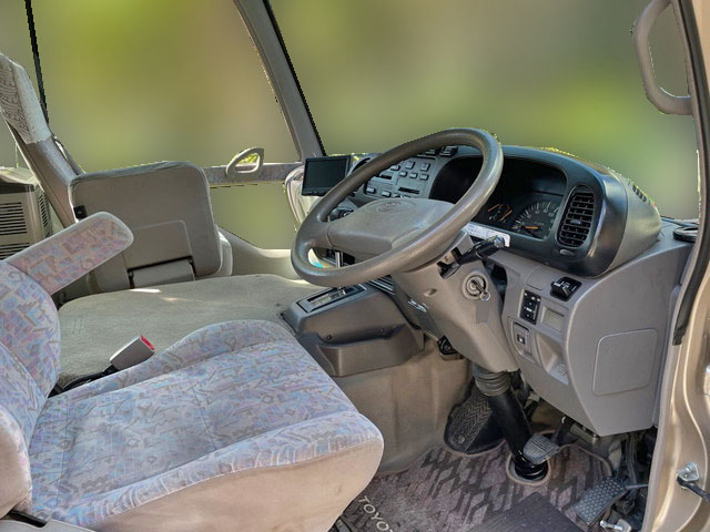 トヨタコースターマイクロバス[写真07]