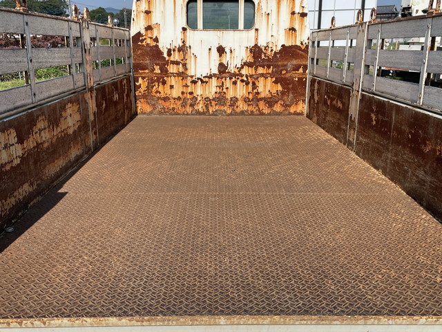 日野デュトロ平ボディ小型（2t・3t）[写真10]