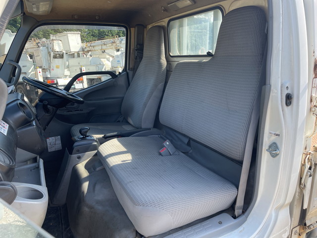 日野デュトロ平ボディ小型（2t・3t）[写真27]