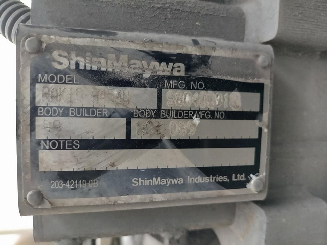 三菱ふそうキャンターアルミウイング小型（2t・3t）[写真18]