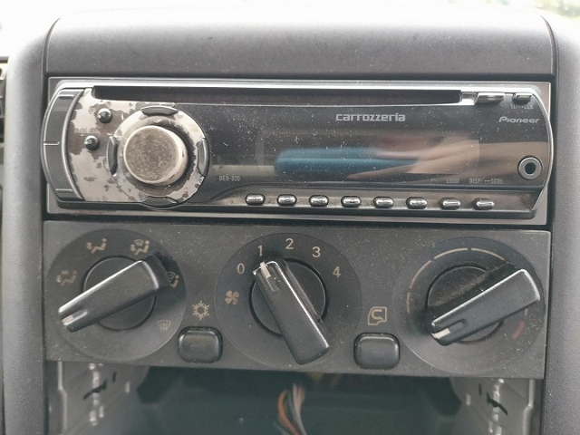 三菱ふそうキャンターアルミウイング小型（2t・3t）[写真27]