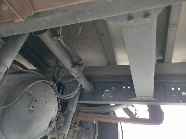 三菱ふそうキャンターアルミウイング小型（2t・3t）[写真34]