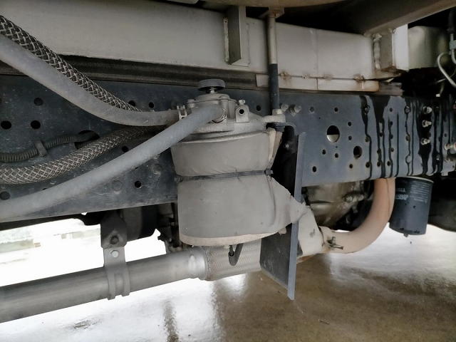 三菱ふそうキャンターアルミウイング小型（2t・3t）[写真36]