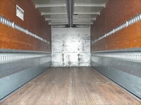 三菱ふそうキャンターアルミウイング小型（2t・3t）[写真08]