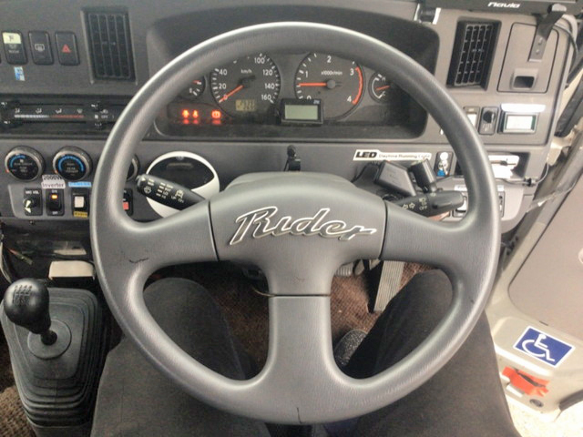 日産シビリアンマイクロバス[写真23]