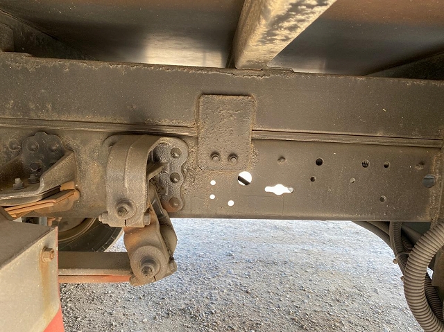 三菱ふそうキャンターアルミバン小型（2t・3t）[写真32]