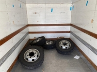 三菱ふそうキャンターアルミバン小型（2t・3t）[写真08]