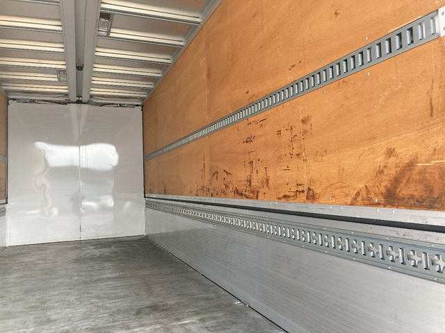 日野レンジャーアルミウイング中型（4t）[写真13]