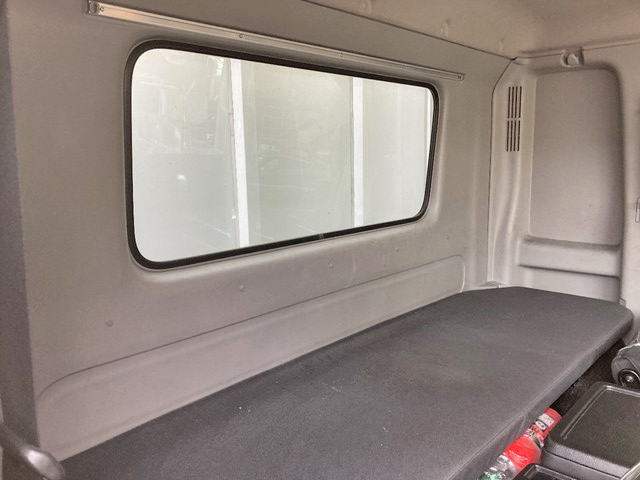 日野レンジャーアルミウイング中型（4t）[写真34]