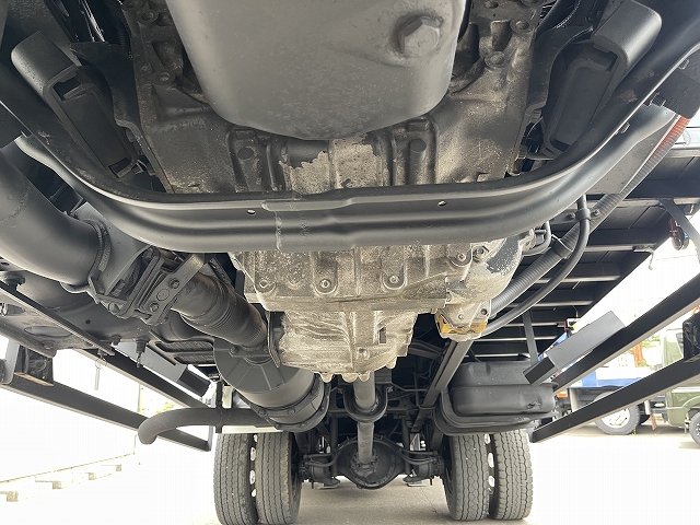 三菱ふそうファイターセルフクレーン4段増トン（6t・8t）[写真13]