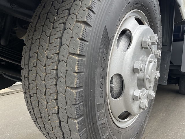 三菱ふそうファイターセルフクレーン4段増トン（6t・8t）[写真14]