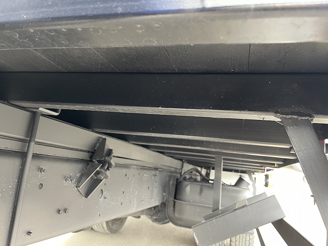 三菱ふそうファイターセルフクレーン4段増トン（6t・8t）[写真17]