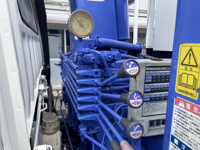 三菱ふそうファイターセルフクレーン4段増トン（6t・8t）[写真27]