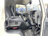 三菱ふそうファイターセルフクレーン4段増トン（6t・8t）[写真32]