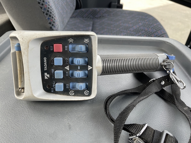 三菱ふそうファイターセルフクレーン4段増トン（6t・8t）[写真40]