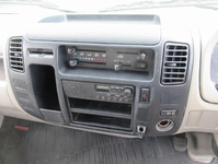 日野デュトロアルミバン小型（2t・3t）[写真12]