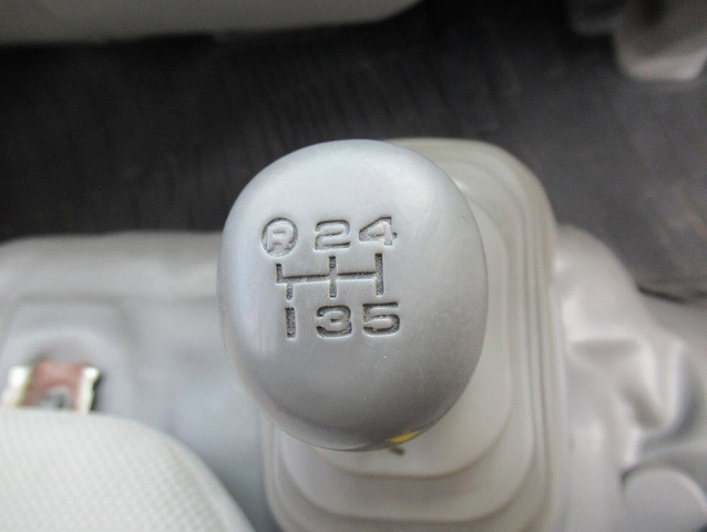 日野デュトロアルミバン小型（2t・3t）[写真14]