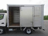 日野デュトロアルミバン小型（2t・3t）[写真19]