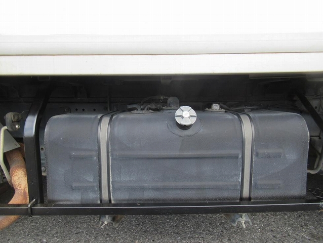 日野デュトロアルミバン小型（2t・3t）[写真31]