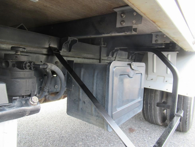 日野デュトロアルミバン小型（2t・3t）[写真33]