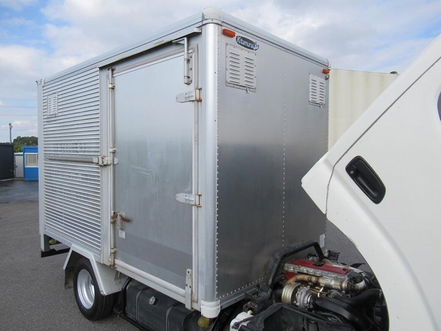 日野デュトロアルミバン小型（2t・3t）[写真37]