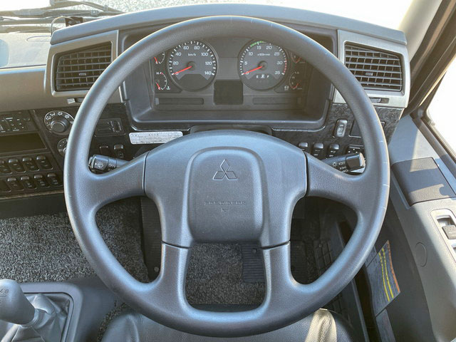 三菱ふそうファイター冷蔵冷凍ウイング中型（4t）[写真36]