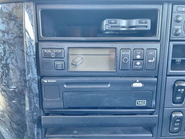 三菱ふそうファイター冷蔵冷凍ウイング中型（4t）[写真39]