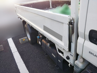 三菱ふそうキャンター平ボディ小型（2t・3t）[写真11]