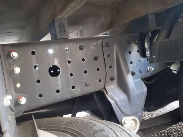 三菱ふそうキャンター平ボディ小型（2t・3t）[写真15]