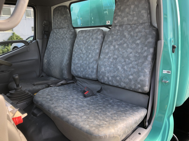 トヨタダイナパッカー車（塵芥車）小型（2t・3t）[写真15]