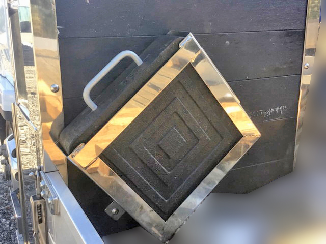 三菱ふそうファイターセルフクレーン4段増トン（6t・8t）[写真16]