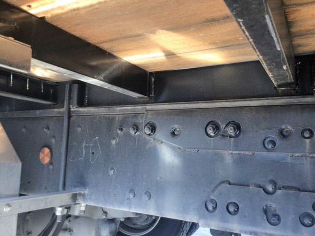 三菱ふそうファイターセルフクレーン4段増トン（6t・8t）[写真25]