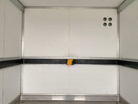 いすゞエルフアルミバン小型（2t・3t）[写真16]