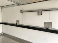 いすゞエルフアルミバン小型（2t・3t）[写真17]