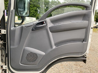 いすゞエルフアルミバン小型（2t・3t）[写真30]