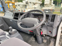 いすゞエルフアルミバン小型（2t・3t）[写真32]